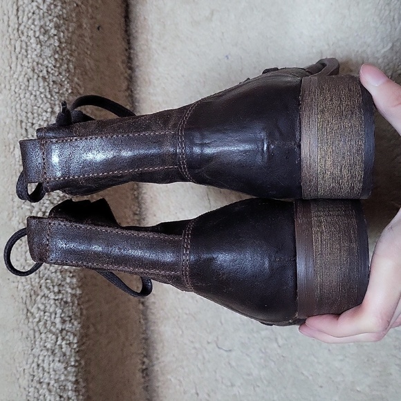 NWT! Brown Leather Boots With Side Laces! Size 40! - Picture 8 of 15